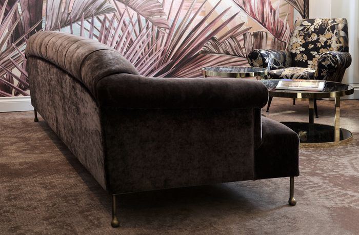 DOM Edizioni - Find our Bespoke Sofa for Louis Vuitton Store at Le
